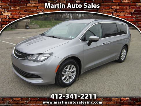 Used 2020 Chrysler Voyager LX w/ Cold Weather Group image 1