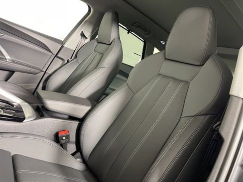 New 2025 Audi Q5 Premium Plus image 22