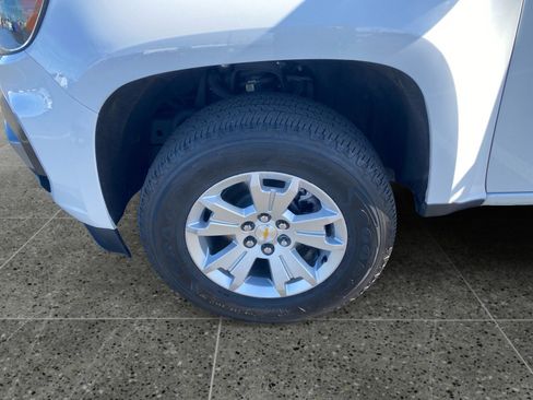 Used 2022 Chevrolet Colorado LT w/ Fleet Safety Package image 14
