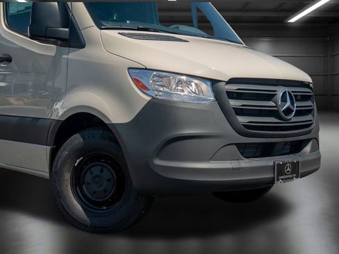 Used 2024 Mercedes-Benz Sprinter 144 Cargo image 14