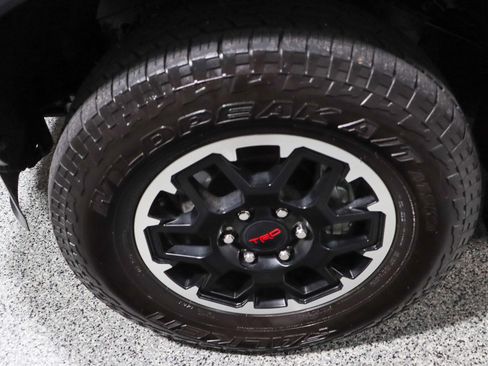 Used 2024 Toyota Tacoma TRD Off-Road AWD/4WD image 11