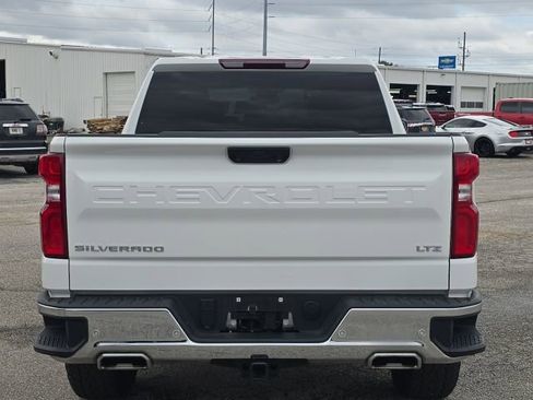 Used 2025 Chevrolet Silverado 1500 LTZ image 4