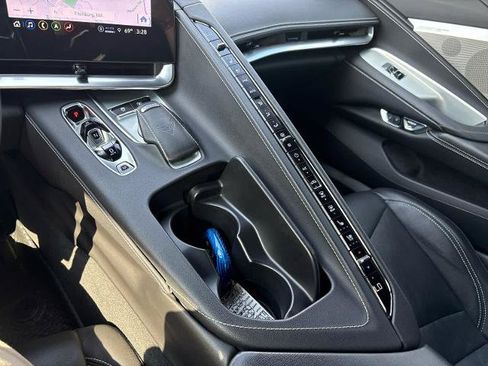 Used 2021 Chevrolet Corvette Stingray Preferred Cpe w/ Battery Protection Package RWD image 27