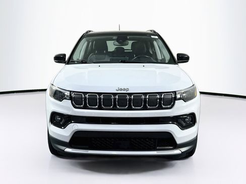 Used 2022 Jeep Compass Limited w/ Sun and Sound Group AWD/4WD image 2