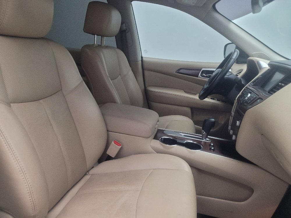 Used 2018 Nissan Pathfinder Platinum FWD image 21