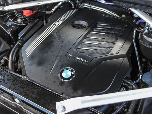 Used 2023 BMW X5 xDrive40i AWD/4WD image 29