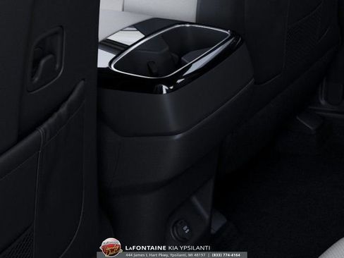 New 2025 Kia Telluride S FWD image 26