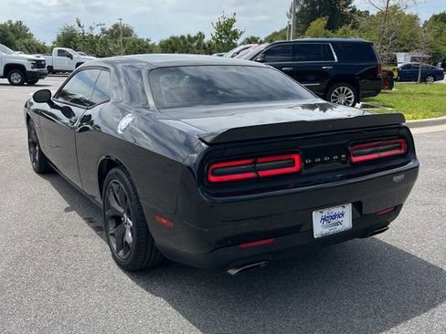 Used 2017 Dodge Challenger R/T w/ Cold Weather Group image 7