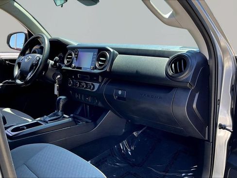 Used 2021 Toyota Tacoma SR AWD/4WD image 27