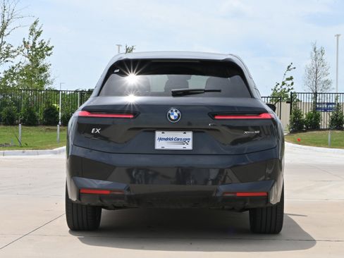 Certified 2024 BMW iX xDrive50 w/ Sport Package AWD/4WD image 8