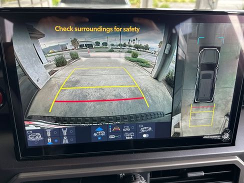 New 2025 Toyota 4Runner TRD Off-Road Premium image 24