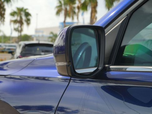 Used 2023 Honda Pilot Touring image 16