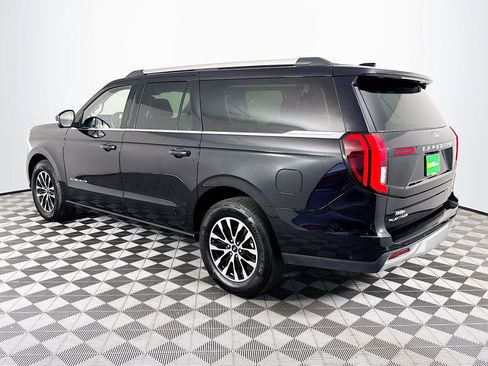 Used 2025 Ford Expedition Max Platinum AWD/4WD image 6
