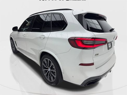Used 2022 BMW X5 M50i w/ Dynamic Handling Package image 10