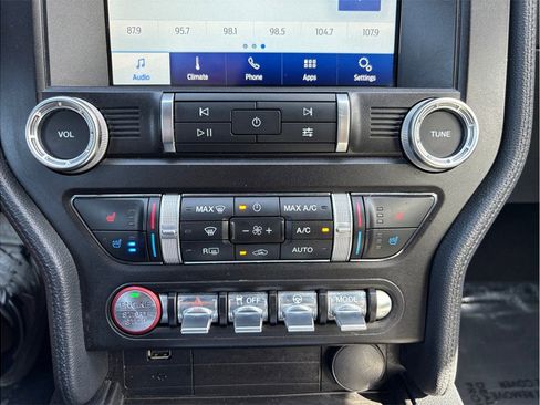 Used 2021 Ford Mustang GT Premium RWD image 31