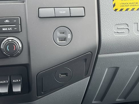 New 2026 Ford F650 2WD Regular Cab Super Duty image 15