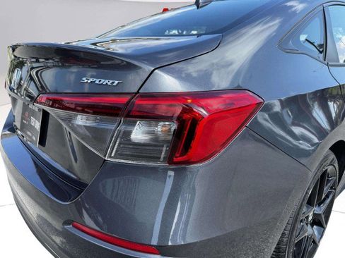 Used 2024 Honda Civic Sport image 15