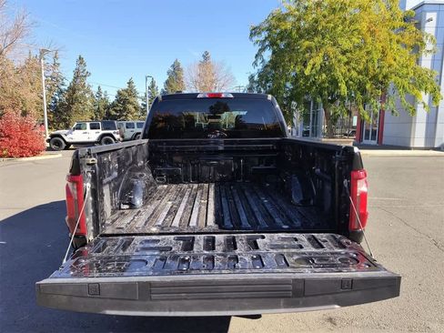 Used 2024 Ford F150 XLT image 23