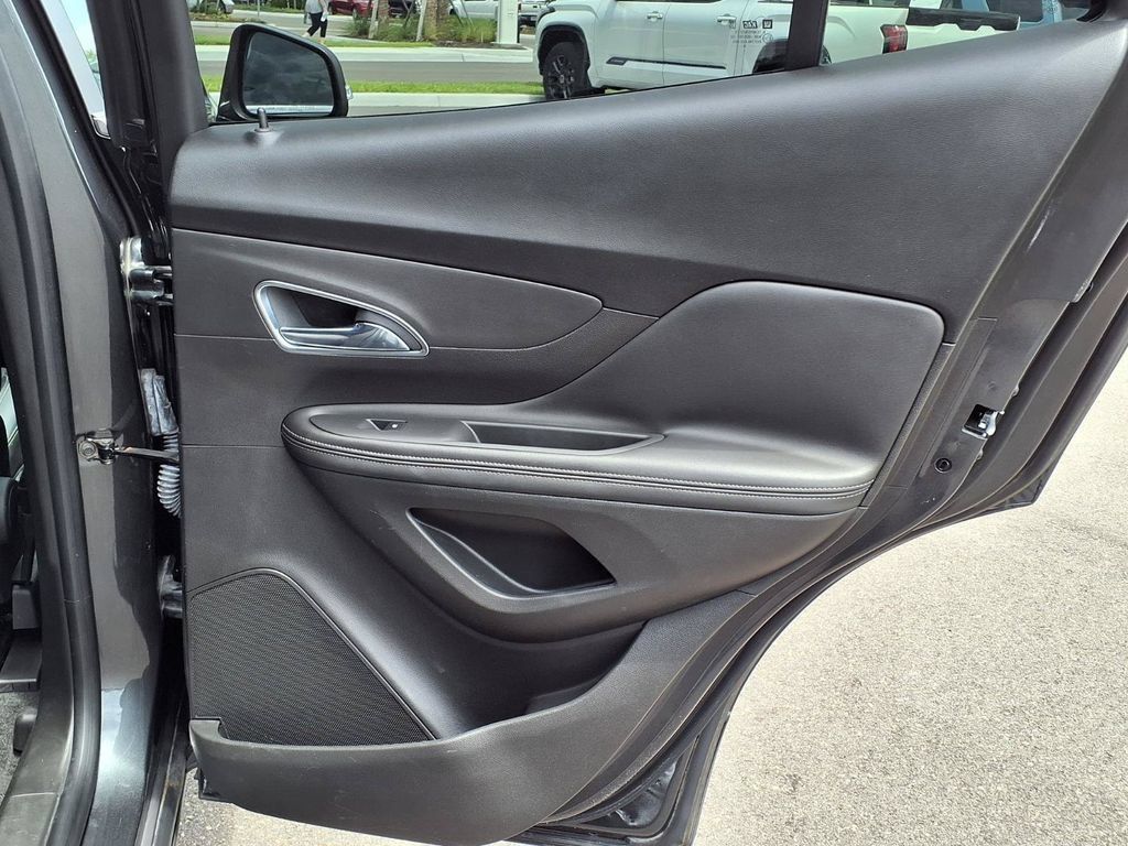 Used 2016 Buick Encore FWD image 14