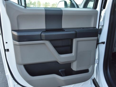 Used 2021 Ford F350 XL w/ Power Equipment Group image 15