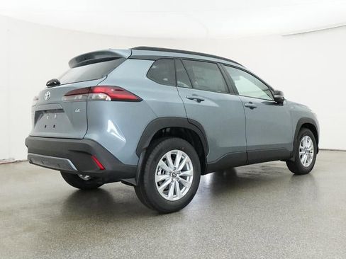 New 2026 Toyota Corolla Cross LE FWD image 25