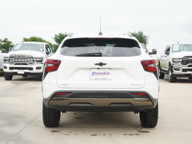 Used 2025 Chevrolet Trax ACTIV w/ Sunroof Package FWD image 4