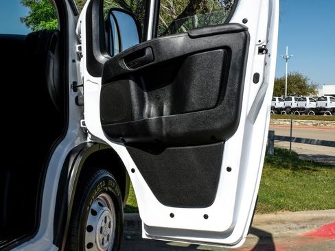 Used 2023 RAM ProMaster 2500 image 39