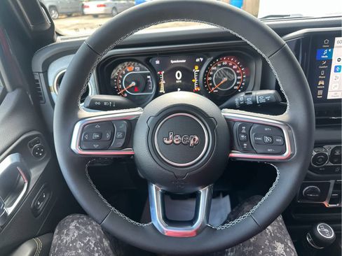 New 2025 Jeep Wrangler Sahara w/ Safety Group image 41