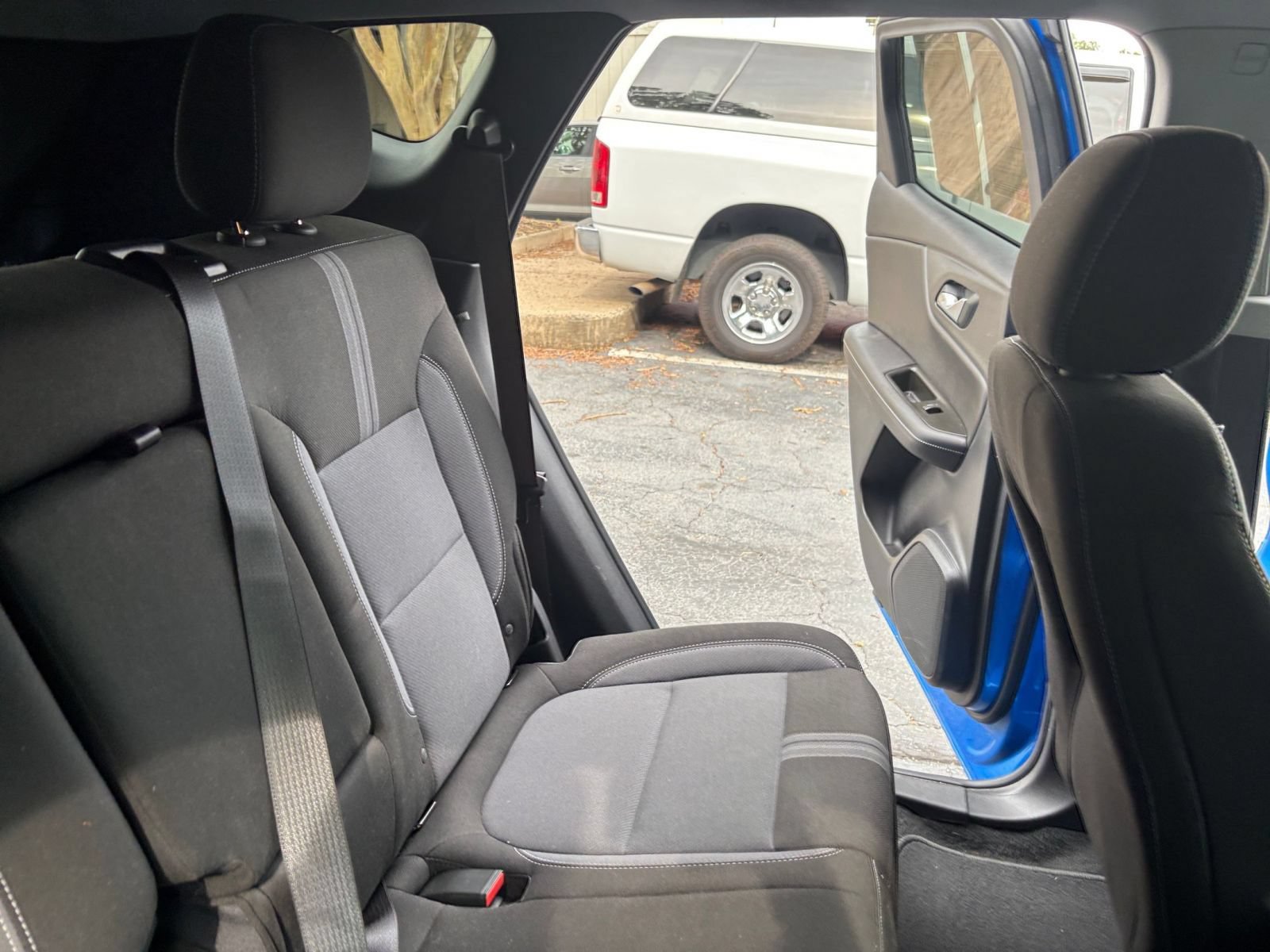 Used 2026 Chevrolet Blazer LT FWD image 32