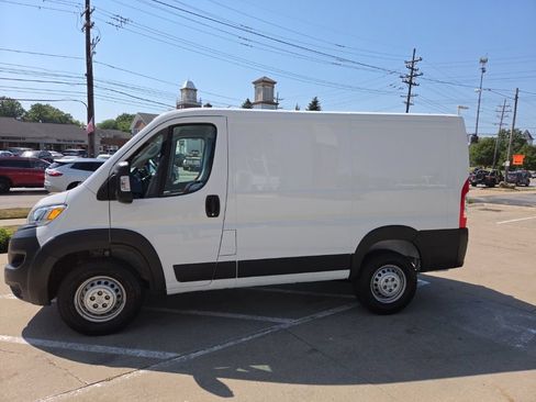 Used 2025 RAM ProMaster 1500 w/ Premium Convenience Group FWD image 7