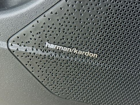 Used 2024 Kia Niro Wave image 4