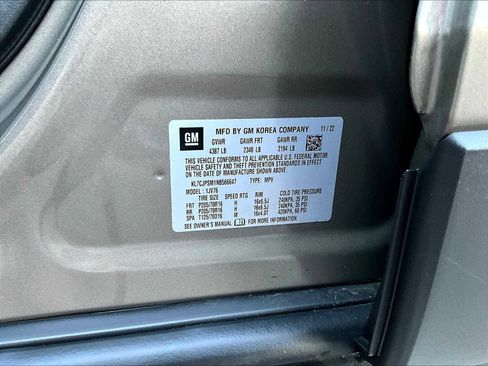 Used 2022 Chevrolet Trax LT w/ LT Convenience Package image 33