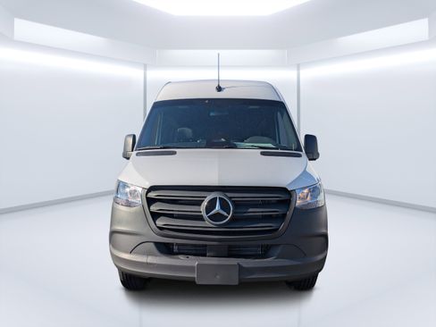 New 2026 Mercedes-Benz Sprinter 2500 image 8