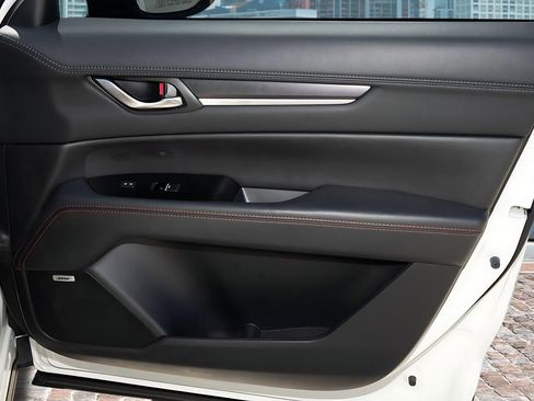 Used 2024 MAZDA CX-5 Carbon Edition image 17