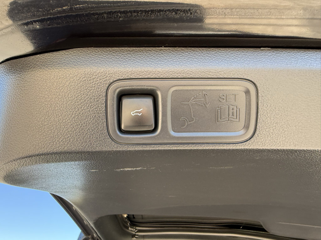 Used 2024 Ford Expedition Limited AWD/4WD image 37