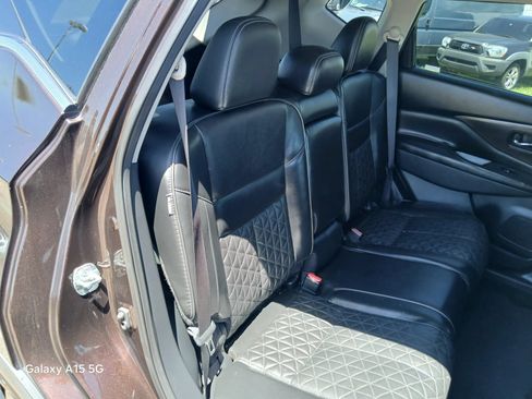 Used 2019 Nissan Murano Platinum FWD image 17