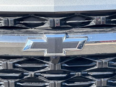 Used 2025 Chevrolet Traverse Z71 image 49