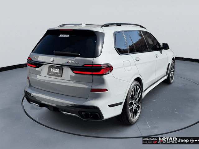 Used 2025 BMW X7 M60i w/ M Sport Professional Package AWD/4WD image 5