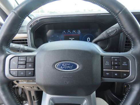 Certified 2024 Ford F250 Lariat w/ Lariat Ultimate Package AWD/4WD image 27