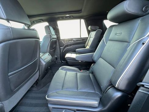 Certified 2024 Cadillac Escalade Sport w/ LPO, ONYX Package AWD/4WD image 13