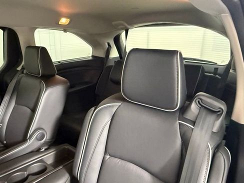 Used 2025 Honda Odyssey Touring image 37