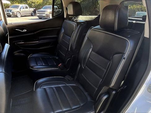 Used 2022 GMC Acadia Denali w/ Denali Technology Package image 20