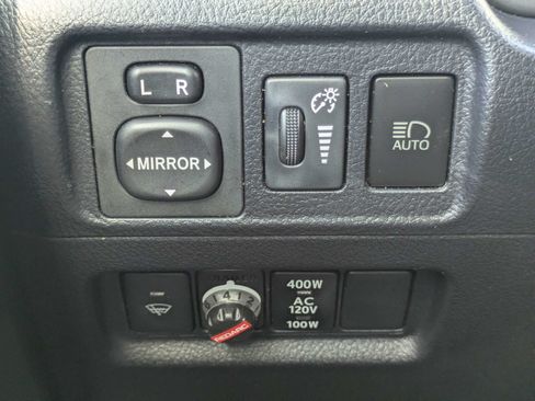 Used 2020 Toyota 4Runner TRD Off-Road Premium AWD/4WD image 14