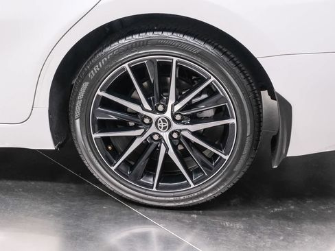 Used 2023 Toyota Camry SE FWD image 9