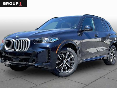 New 2026 BMW X5 xDrive40i w/ M Sport Package AWD/4WD image 1