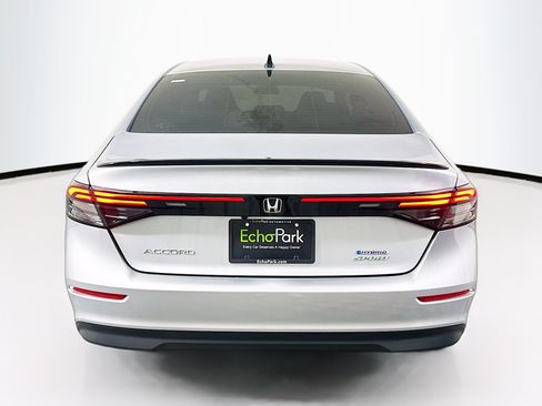 Used 2025 Honda Accord Sport image 7