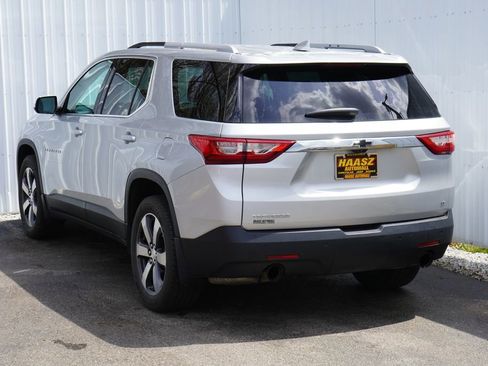 Used 2018 Chevrolet Traverse LT FWD image 4
