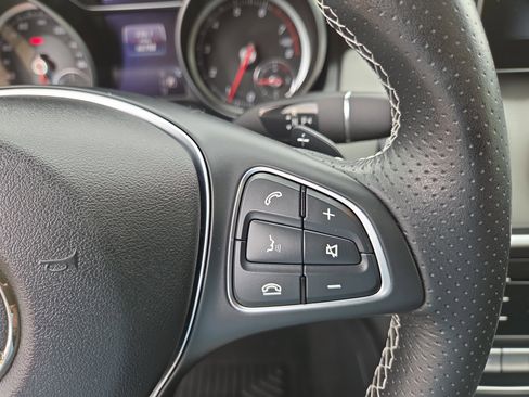 Used 2018 Mercedes-Benz GLA 250 4MATIC image 30