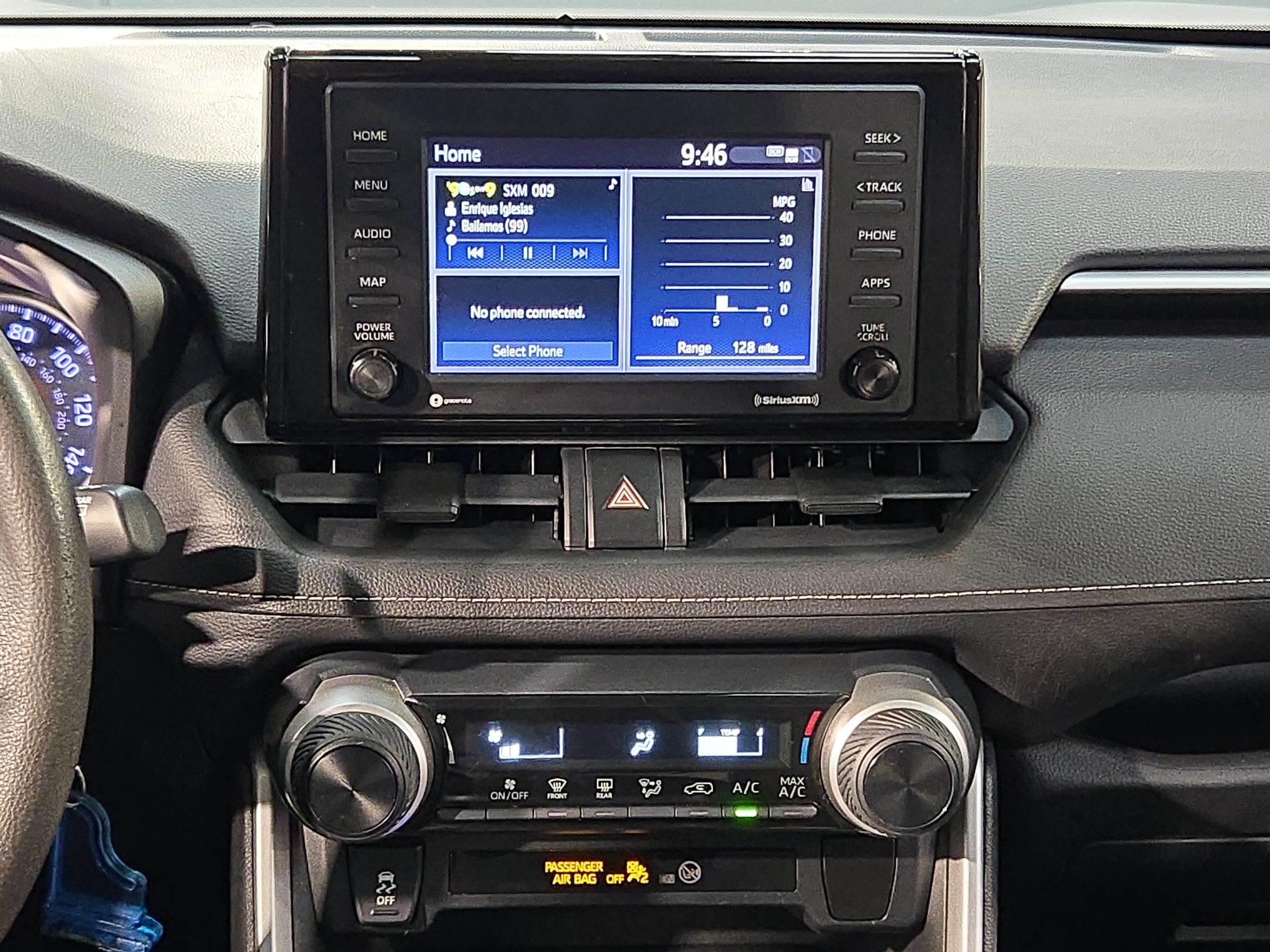 Used 2020 Toyota RAV4 LE FWD image 16