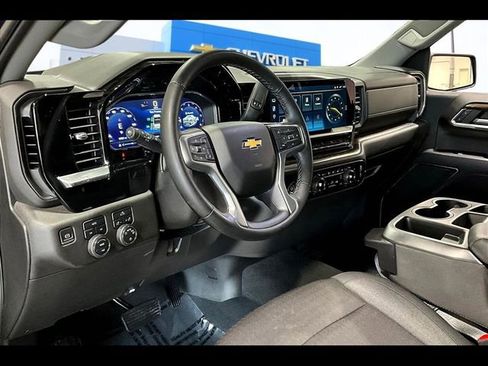 Certified 2023 Chevrolet Silverado 1500 LT image 17